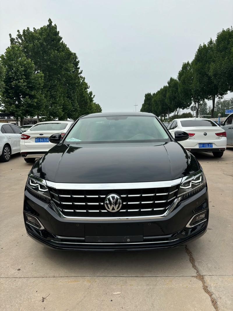 帕萨特最低配多少钱(为啥都买帕萨特330不买380)