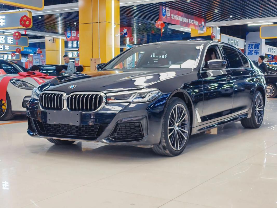宝马5系2023新款价格,抢先实拍2022款宝马5系