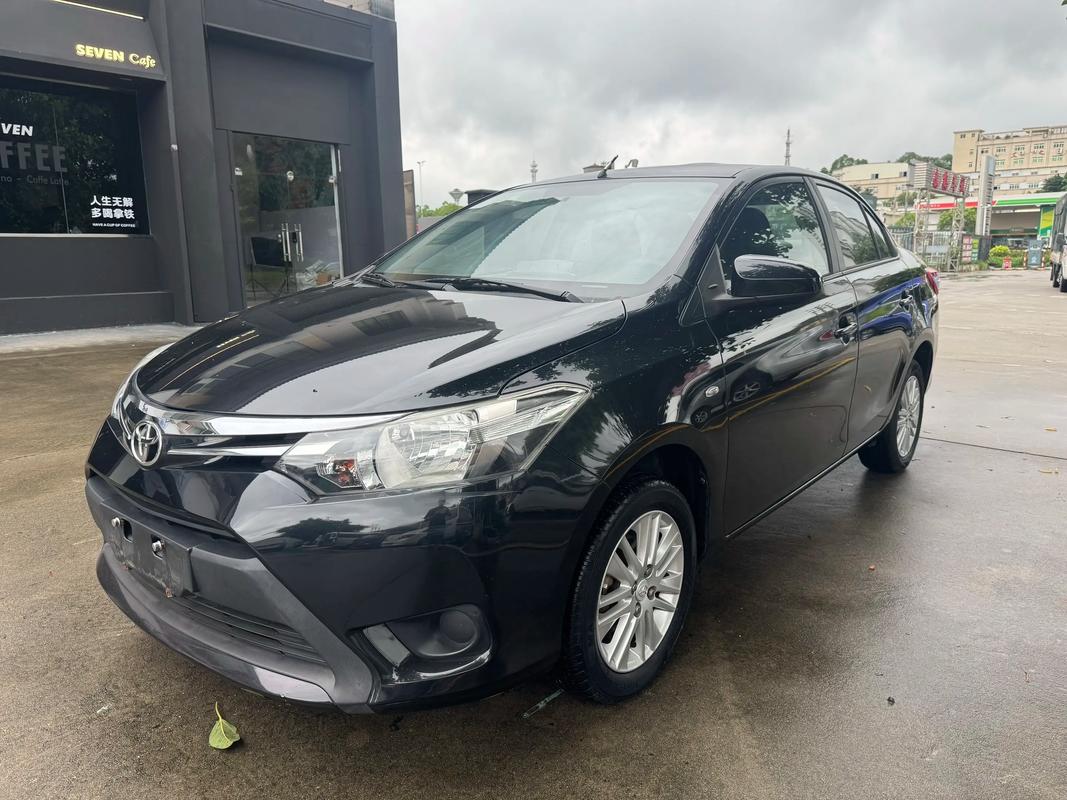 丰田威驰价格及图片(丰田威驰价格及图片大全)