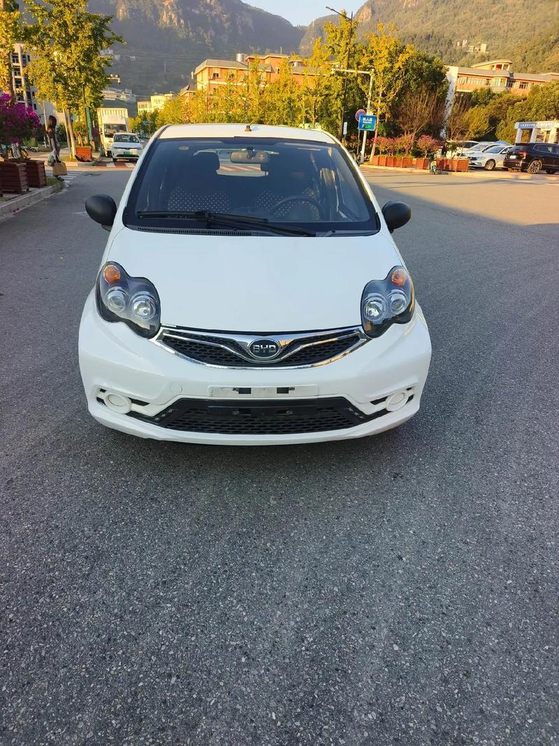 18年比亚迪f0多少钱 2018比亚迪f0多少钱新车