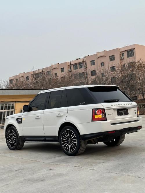 柴油版路虎揽胜二手车(路虎揽胜柴油版二手车价格)