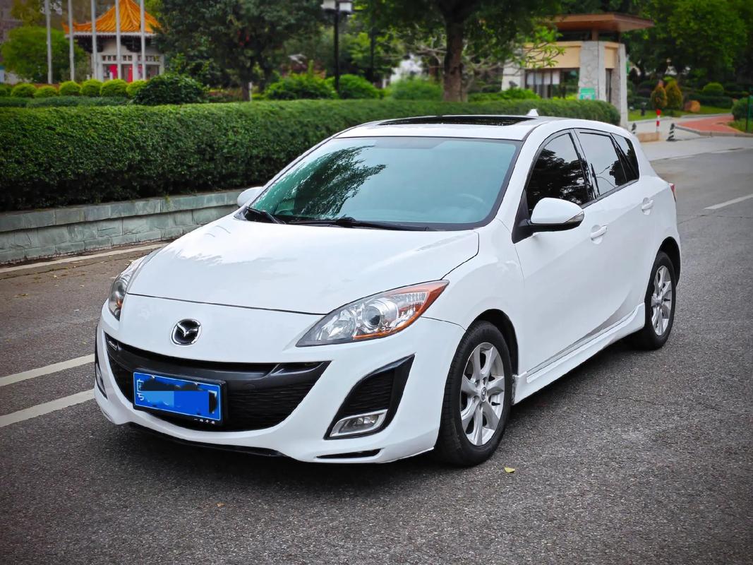 马自达3星骋两厢二手/马自达3星骋两厢二手车值得买吗