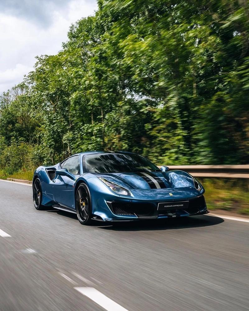 法拉利图片大全大图/法拉利图片大全大图真实