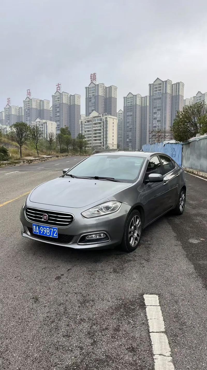 菲亚特菲翔多少钱一辆 菲亚特菲翔车图片