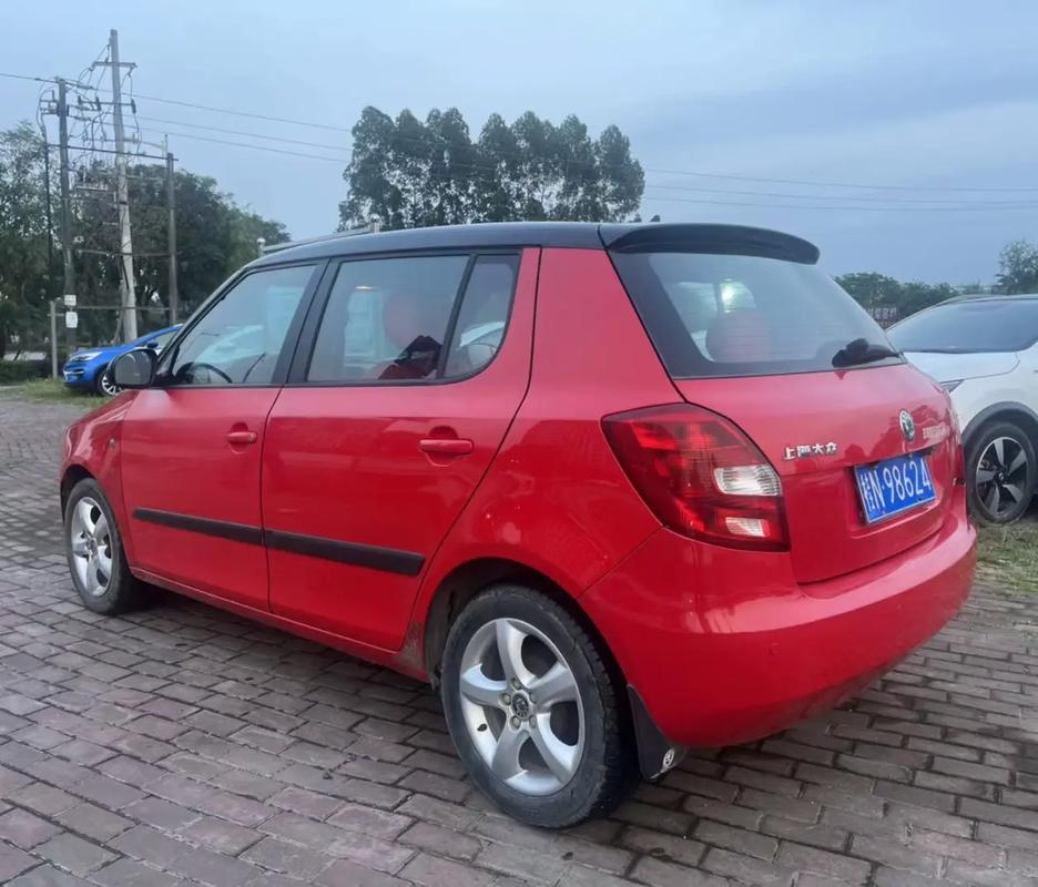 斯柯达女款小车型(斯柯达女款小车型图片)