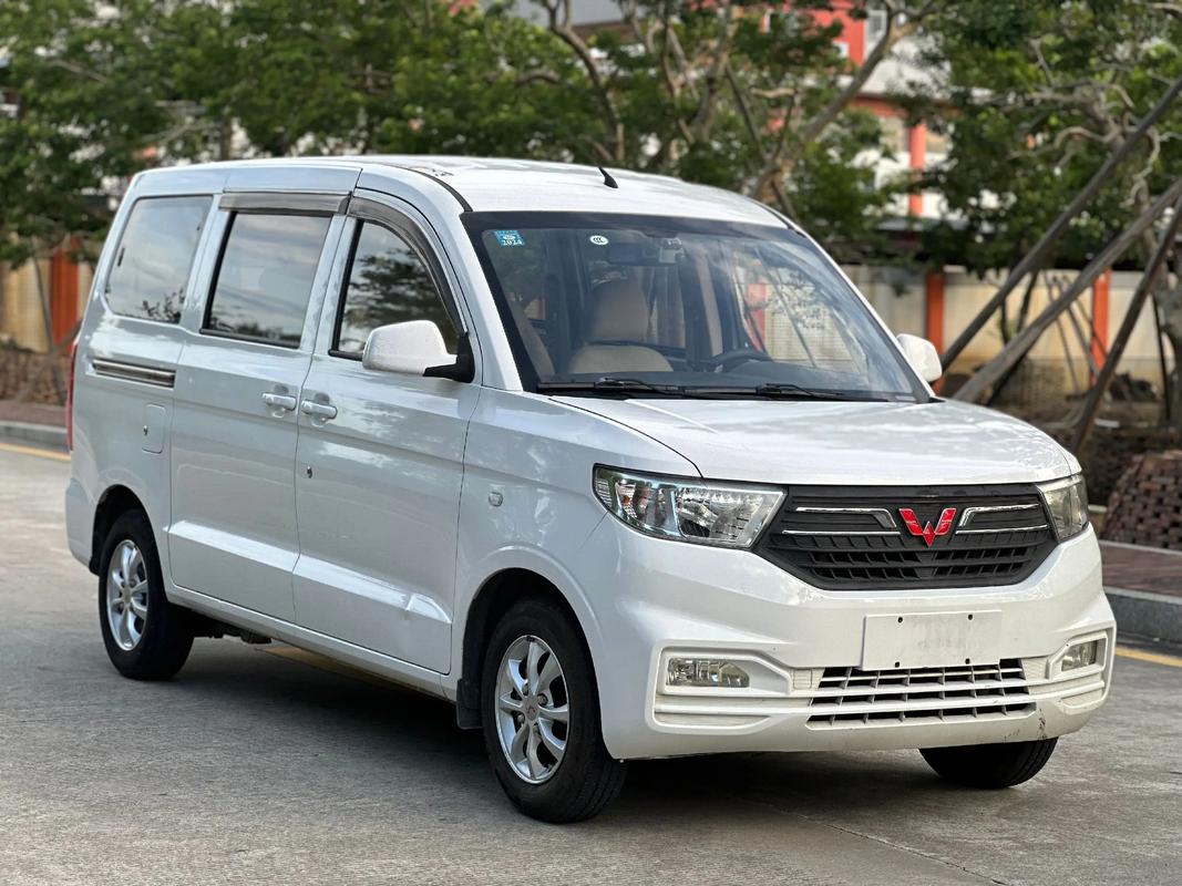 五菱宏光新款2021款／五菱宏光2022款