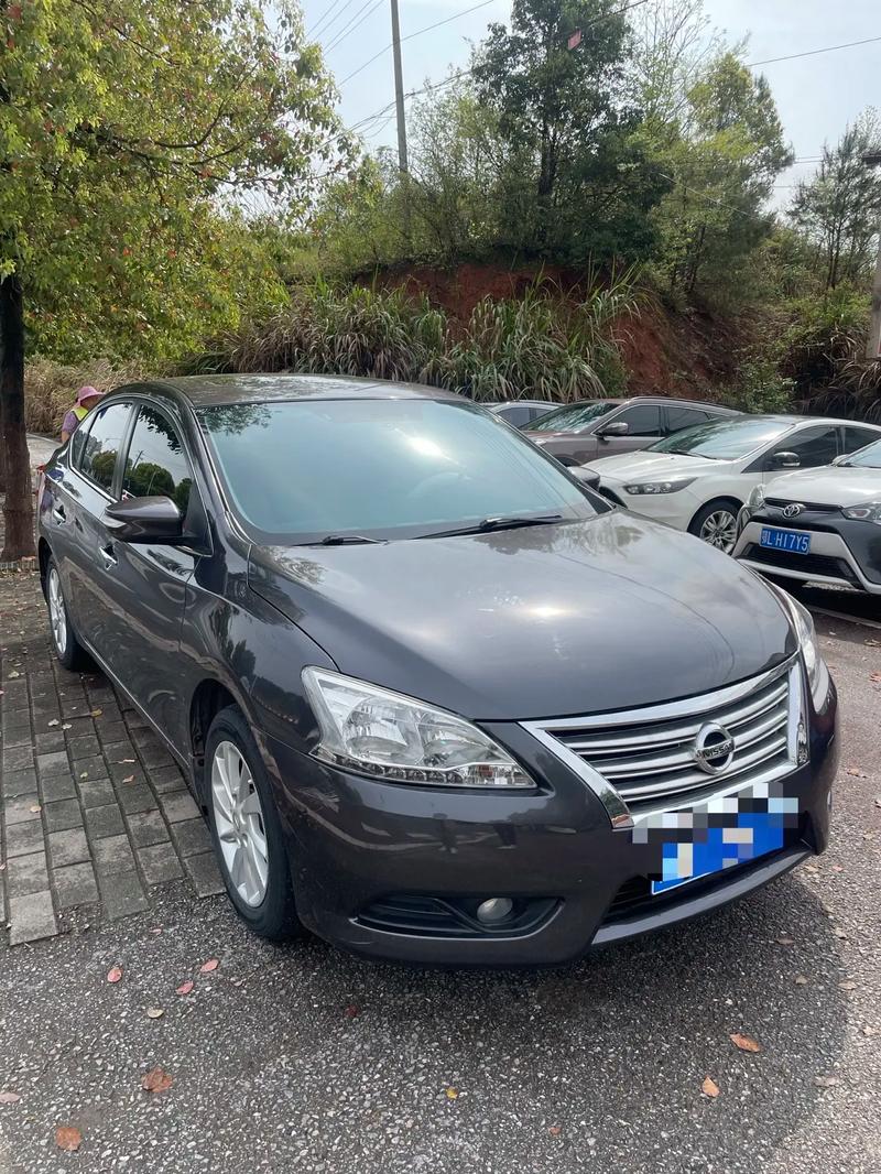 12代轩逸图片欣赏,12代轩逸是哪一款