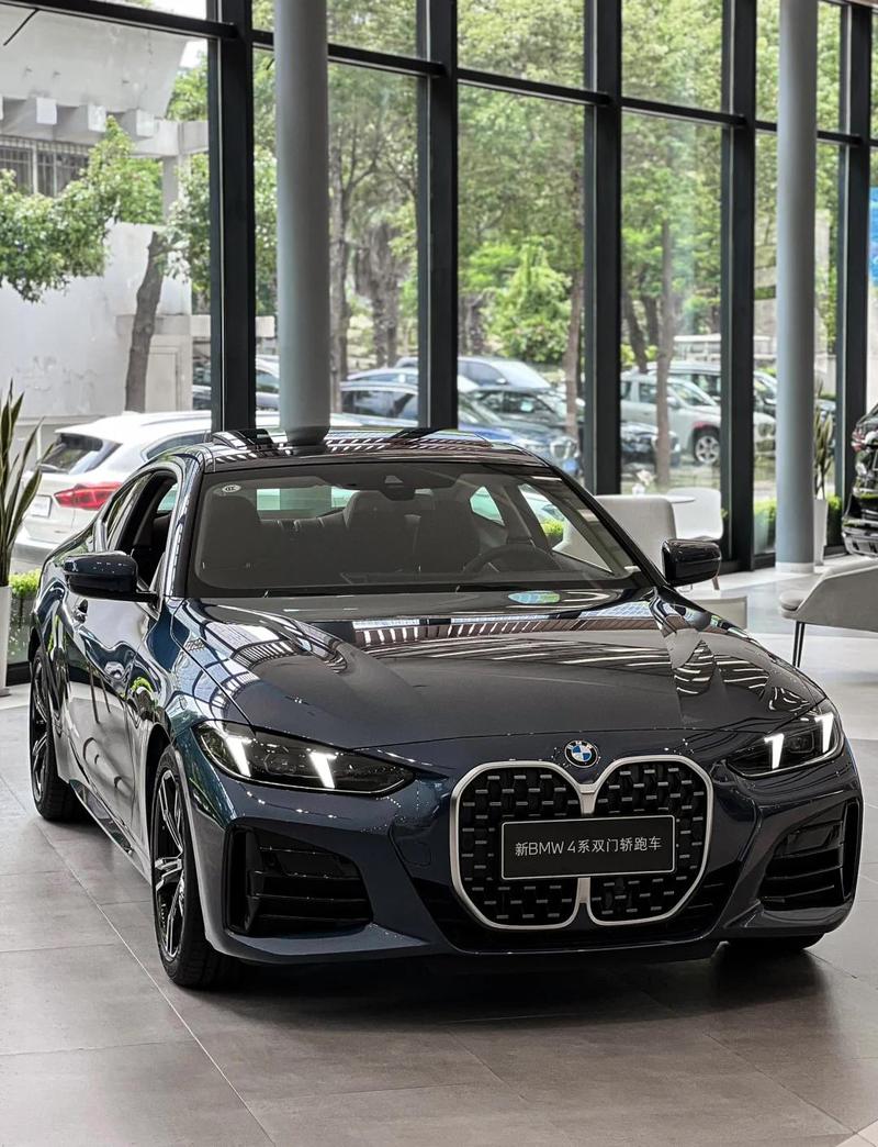 宝马4系轿跑车/宝马新四系跑车