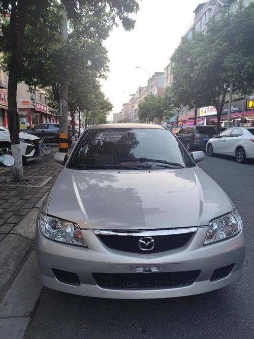 海马马自达3/海马马自达323