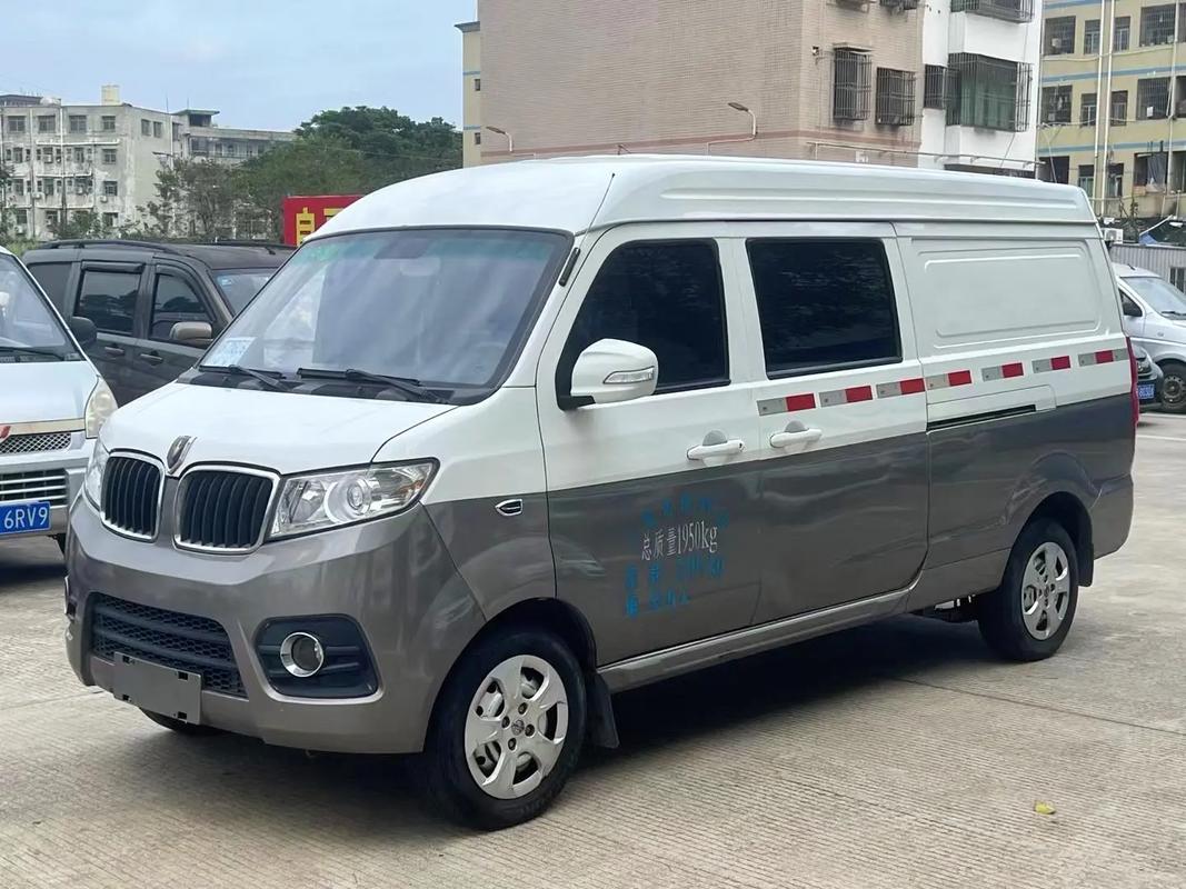 新海狮x30l加长版5座 新海狮x30l容积