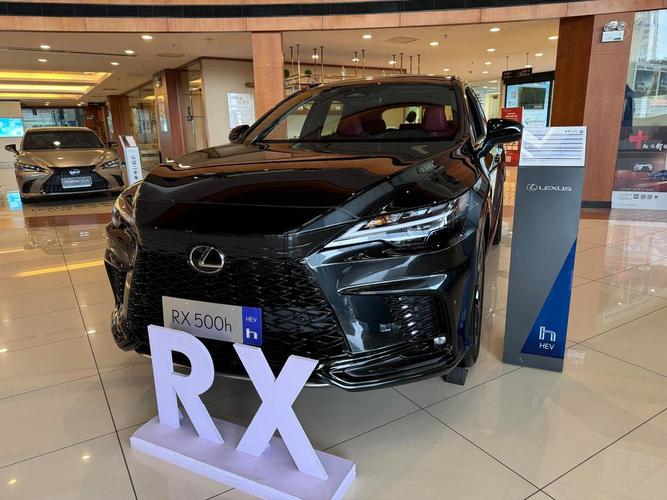 雷克萨斯500h新款价格2023款(雷克萨斯新车型500报价)