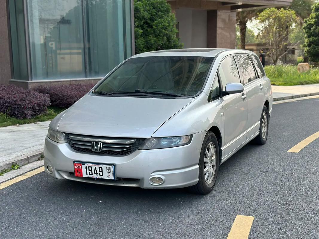 老款本田奥德赛图片(老款本田奥德赛图片大全)