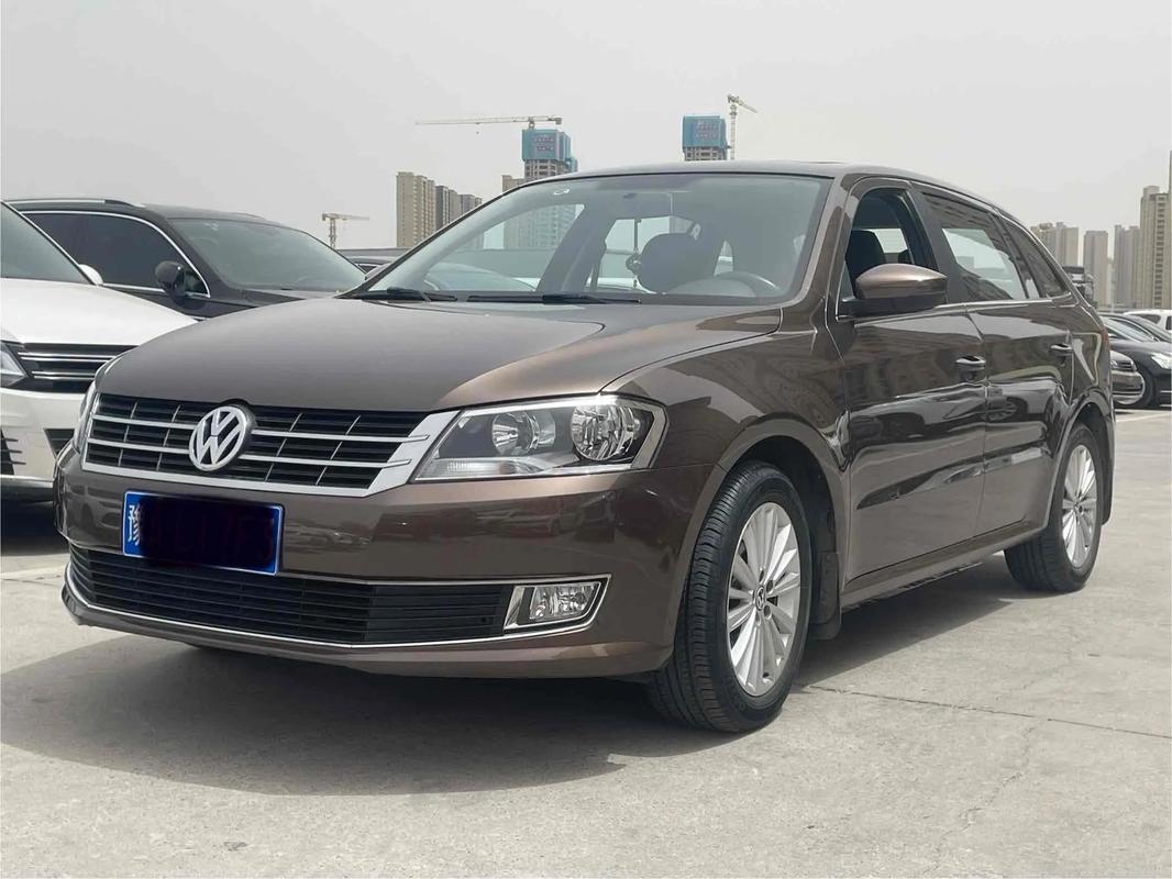 2013年大众朗行现在值多少钱/13年的朗行能值多少钱