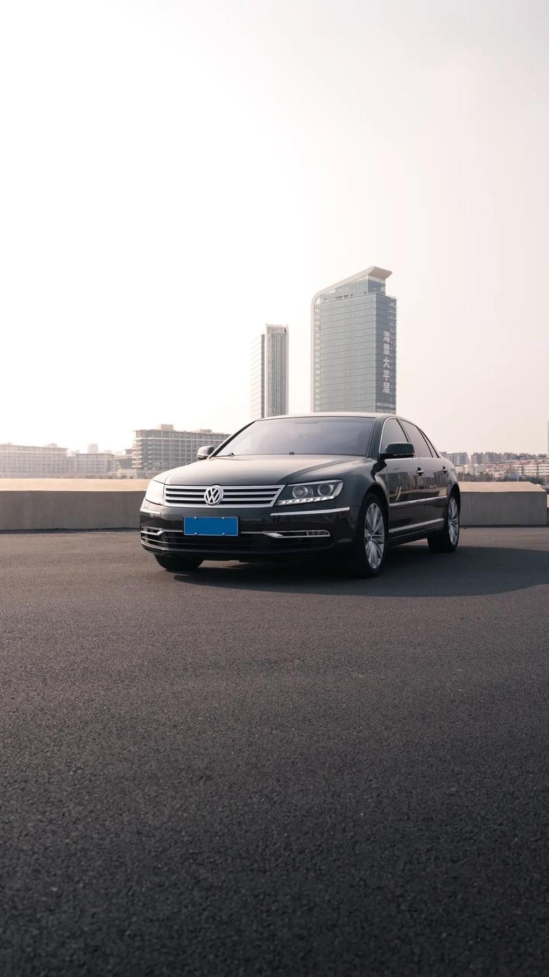 【大众辉腾w12多少钱一辆,大众辉腾w12多少钱一辆新车】