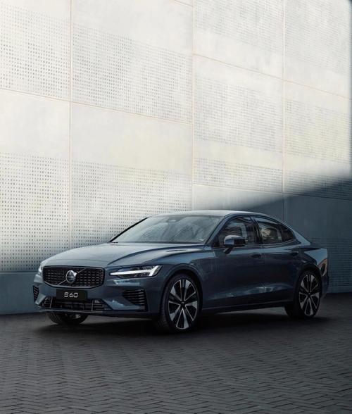 【现在哪种车适合家用,现在哪款车最适合家用】