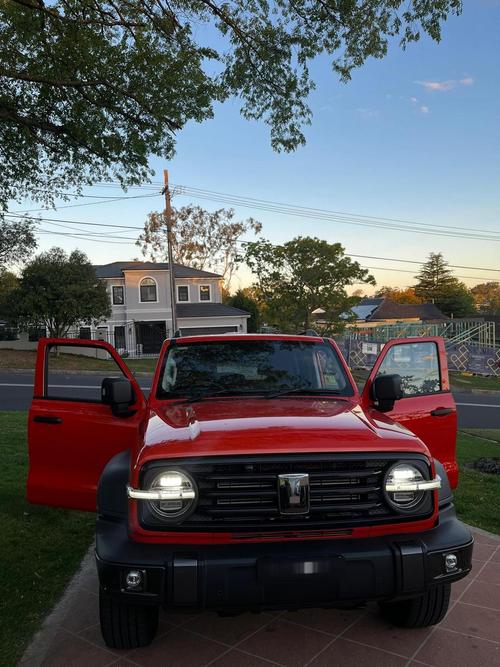 坦300克汽车车标,坦300克汽车是哪家生产的